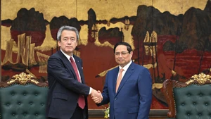 Thủ tướng Phạm Minh Chính và ông Masayuki Omoto, Tổng Giám đốc Tập đoàn Marubeni (Nhật Bản).