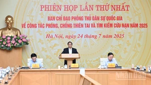 Thủ tướng Phạm Minh Chính - Trưởng Ban Chỉ đạo Phòng thủ dân sự quốc gia về công tác phòng, chống thiên tai và tìm kiếm cứu nạn năm 2025 chủ trì phiên họp.