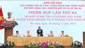 Thủ tướng Phạm Minh Chính dự và chủ trì Phiên họp Ban Chỉ đạo về phát triển khoa học công nghệ, chuyển đổi số và Đề án 06.