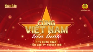 Hình ảnh quảng bá sự kiện "Cùng Việt Nam tiến bước".