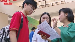 [Video] Hà Nội công bố điểm thi, điểm chuẩn vào lớp 10 năm học 2025-2026