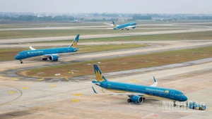 Cục Hàng không Việt Nam yêu cầu các hãng bay theo dõi chặt chẽ tình hình đặt chỗ, bán vé để kịp thời điều chỉnh kế hoạch khai thác, bổ sung, tăng chuyến trên các đường bay có nhu cầu lớn trong dịp lễ.