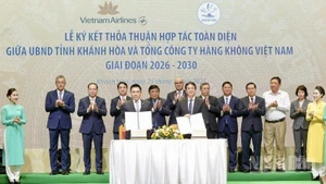 Vietnam Airlines và Khánh Hòa ký thỏa thuận hợp tác phát triển du lịch-đầu tư-thương mại giai đoạn 2026-2030.
