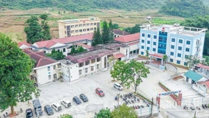 Công trình xây dựng Khoa Khám bệnh và điều trị (Bệnh viện Đa khoa khu vực Quản Bạ, Tuyên Quang).