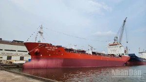 Tàu chở dầu/hóa chất trọng tải 13.000DWT mang tên BS ULSAN được Phà Rừng bàn giao cho chủ tàu Hàn Quốc ngày 8/7.