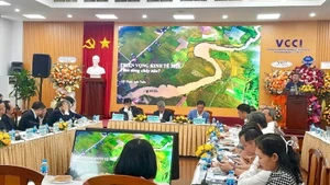 Quang cảnh tọa đàm "Báo chí và doanh nghiệp: Đồng hành thúc đẩy phát triển kinh tế tư nhân”.