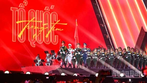 [Ảnh] Nhìn lại những khoảnh khắc thăng hoa tại concert quốc gia "Tổ quốc trong tim"