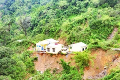 Điểm trường Tak Ngo - Trường tiểu học Ngọc Linh, xã Trà Linh, thành phố Đà Nẵng tan hoang sau những trận lũ cuối tháng 10/2025.