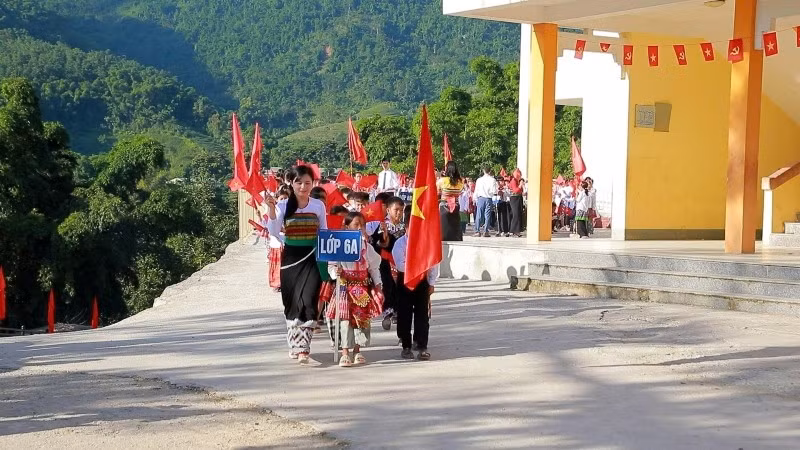 Vùng miền núi phía tây tỉnh Thanh Hóa bước vào năm học mới.