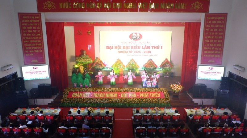 Đảng bộ xã Thọ Xuân tổ chức Đại hội đại biểu lần thứ nhất.