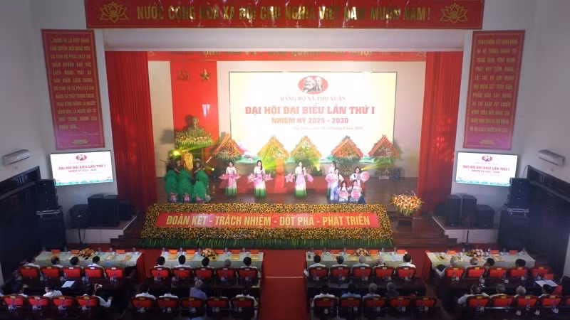 Đảng bộ xã Thọ Xuân tổ chức Đại hội đại biểu lần thứ nhất.