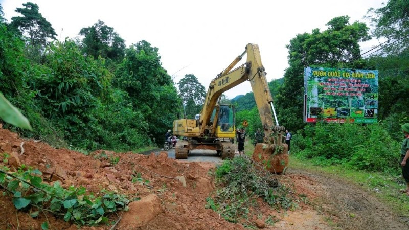 Sạt lở nghiêm trọng tại Quốc lộ 47.