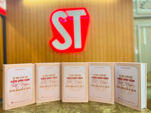 Cuốn sách Xây dựng và phát triển nền văn hóa Việt Nam tiên tiến, đậm đà bản sắc dân tộc là một đóng góp quan trọng của đồng chí Tổng Bí thư Nguyễn Phú Trọng, góp phần hoàn thiện hệ thống lý luận và cơ sở thực tiễn xây dựng chủ nghĩa xã hội và con đường đi lên chủ nghĩa xã hội của nước ta.