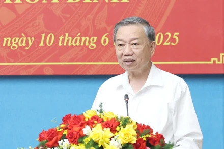 Tổng Bí thư Tô Lâm phát biểu chỉ đạo tại buổi làm việc. (Ảnh: TTXVN)