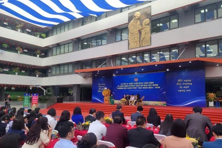 Học sinh, giáo viên chia sẻ về trường học hạnh phúc.