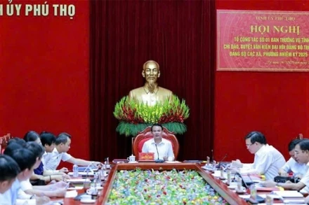 Tổ công tác số 1 của Ban Thường vụ Tỉnh ủy làm việc với đảng bộ các xã, phường về công tác chuẩn bị đại hội.