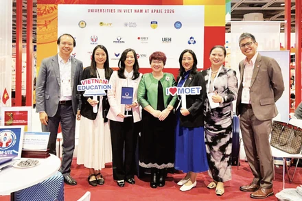 Đoàn công tác Bộ Giáo dục và Đào tạo tại APAIE 2026.