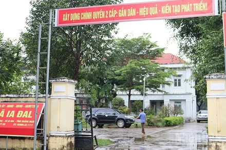 Để thực hiện chính sách tinh gọn bộ máy, tỉnh Quảng Ngãi đã chi trả hơn 3.126 tỷ đồng cho hơn 3.800 cán bộ nghỉ theo chế độ.