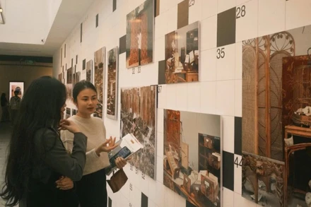 Không gian tìm hiểu và thực hành nhiếp ảnh đa dạng cho sinh viên và nghệ sĩ trẻ.