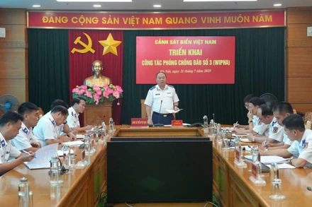 Quang cảnh cuộc họp.
