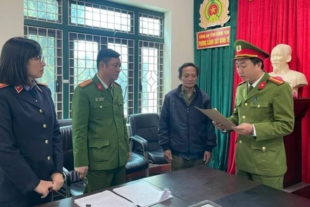 Cơ quan Cảnh sát điều tra Công an tỉnh Hưng Yên công bố quyết định khởi tố bị can Nguyễn Viết Long.