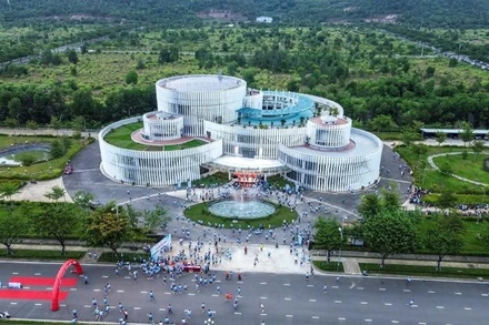 Khu làm việc tích hợp ươm tạo của Ban Quản lý khu công nghệ cao và các khu công nghiệp Đà Nẵng.