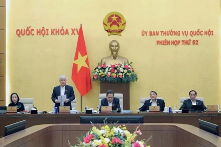 Chủ tịch Quốc hội Trần Thanh Mẫn và các Phó Chủ tịch Quốc hội chủ trì, điều hành phiên họp. (Ảnh: DUY LINH)