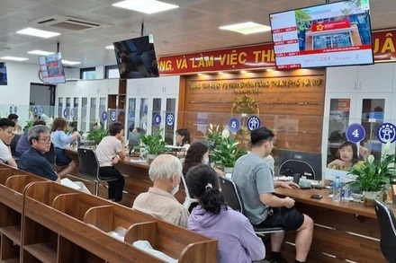 Trung tâm phục vụ hành chính công thành phố Hà Nội. (Ảnh: TL)