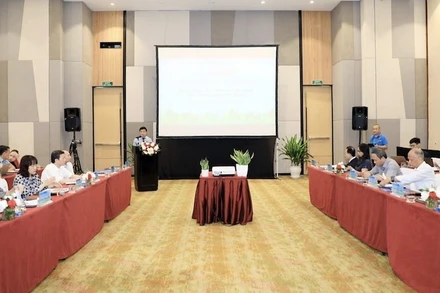 Quang cảnh tọa đàm chiều 6/8.