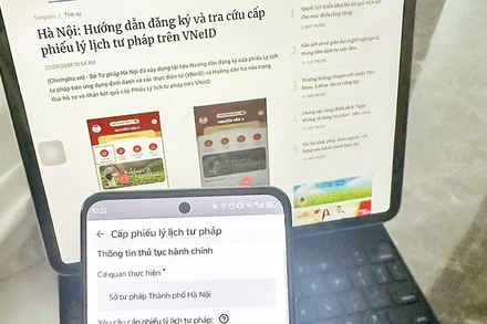 Cấp Phiếu lý lịch tư pháp trên ứng dụng định danh, xác thực điện tử VNeID. (Ảnh: TUỆ NGHI)