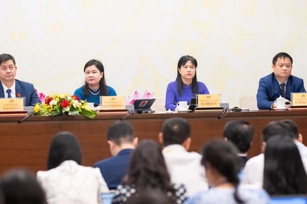 Quang cảnh buổi họp báo. (Ảnh: DUY LINH)