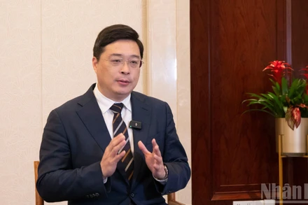 Chủ tịch Chính quyền nhân dân Khu tự trị dân tộc Choang Quảng Tây Vi Thao.