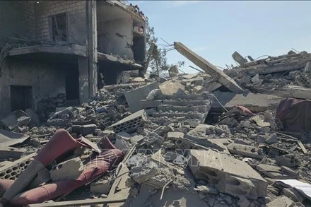 Cảnh đổ nát sau cuộc không kích của Israel tại Ansar, Liban ngày 6/3/2026. (Ảnh: THX/TTXVN)