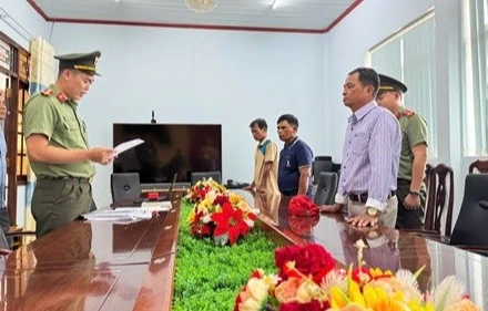 Đắk Lắk Cơ Quan An Ninh Điều Tra, Công An Tỉnh Đắk Lắk Tống Đạt Và Thi Hành Các Quyết Định. Công An Đắk Lắk.