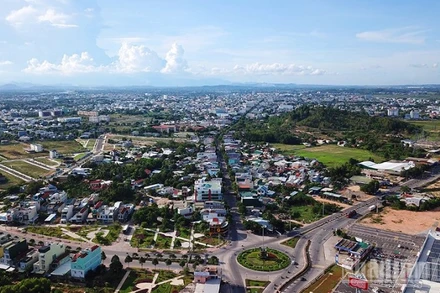 Với tinh thần đổi mới, tỉnh Quảng Ngãi đặt quyết tâm cao nhất, quyết liệt trong hành động vì sự phát triển nhanh và bền vững.