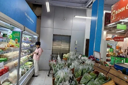 Từ tháng 10/2025, đồ nhựa dùng một lần sẽ không còn xuất hiện tại các siêu thị, nhà hàng, khách sạn trong Vành đai 1 thành phố Hà Nội.