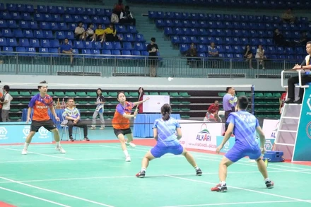 Các vận động viên thi đấu vòng loại tại giải.