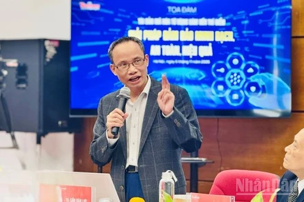 Tiến sĩ Cấn Văn Lực, Chuyên gia kinh tế trưởng BIDV, thành viên Hội đồng tư vấn chính sách của Thủ tướng Chính phủ. (Ảnh: HNV)