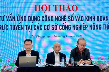 Hội thảo “Tư vấn ứng dụng công nghệ số vào kinh doanh trực tuyến tại các cơ sở công nghiệp nông thôn" tại Hải Phòng. (Ảnh: PV)