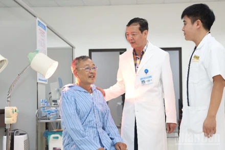 Chăm sóc sức khỏe người bệnh từ nguồn khoáng thiên nhiên