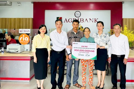 Bảo hiểm Bảo an tín dụng giúp người vay vốn tại Agribank được bảo vệ tài chính trong trường hợp không may xảy ra rủi ro như tử vong, thương tật toàn bộ hoặc một phần do tai nạn hoặc bệnh tật.
