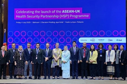Hiệp hội các quốc gia Đông Nam Á (ASEAN) và Vương quốc Anh chính thức khởi động Chương trình Hợp tác An ninh Y tế ASEAN - Vương quốc Anh (HSP). 