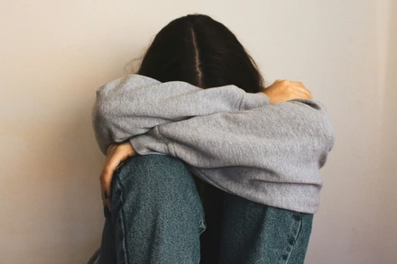 Trầm cảm và lo âu ngày càng trở thành những “kẻ đánh cắp” niềm vui tuổi thiếu niên.