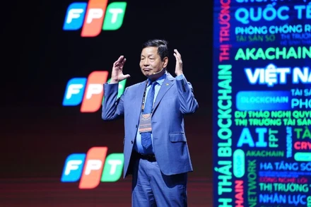 Chủ tịch Tập đoàn FPT Trương Gia Bình chia sẻ tại sự kiện GM Việt Nam 2025.
