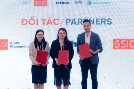 Biên bản ghi nhớ giữa SSI Asset Management (SSIAM), SSI Digital (SSID) và Tether nhằm thúc đẩy phát triển hạ tầng tài sản số và chia sẻ chuyên môn công nghệ tại Việt Nam.