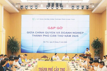 Định kỳ hằng năm, Cần Thơ tổ chức Tọa đàm đối thoại giữa chính quyền và doanh nghiệp trên địa bàn nhằm tháo gỡ những vướng mắc. 