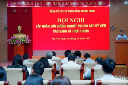 Quang cảnh hội nghị. 