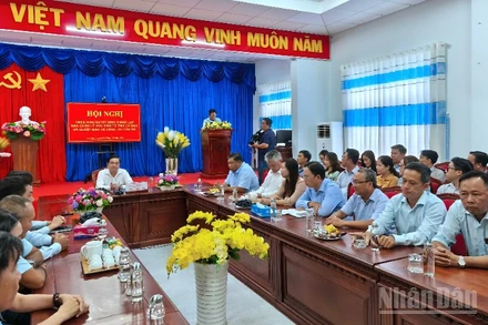 Cà Mau Hội Nghị Triển Khai Quyết Định Quan Trọng Về Việc Thành Lập Ban Quản Lý Khu Kinh Tế Tỉnh Cà Mau Vào Chiều 9/10.