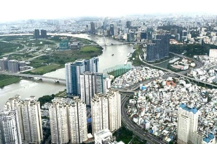 Chung cư là loại hình dẫn đầu lượng quan tâm nửa đầu 2025, được dẫn dắt bởi nhu cầu mua ở thực và đầu tư khai thác. (Ảnh: HNV)