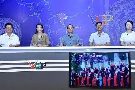 Các diễn giả tại buổi Toạ đàm. (Ảnh: VGP).